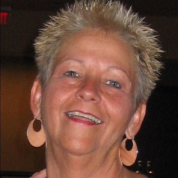 Meet the Posher - Picture 1 of 3